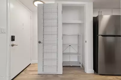 3033 E Devonshire Avenue #2033, Phoenix, AZ 85016 - Photo 3