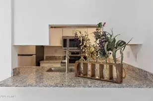 3033 E Devonshire Ave, Phoenix, AZ 85016 - Photo 13