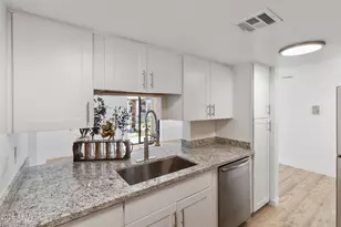 3033 E Devonshire Ave, Phoenix, AZ 85016 - Photo 1