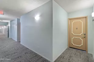 3033 E Devonshire Ave, Phoenix, AZ 85016 - Photo 23
