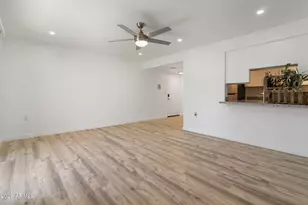 3033 E Devonshire Ave, Phoenix, AZ 85016 - Photo 11