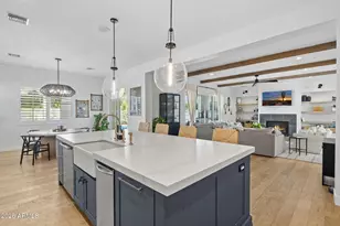 8409 N Diller Grove Ln, Phoenix, AZ 85021 - Photo 17