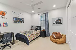 8409 N Diller Grove Ln, Phoenix, AZ 85021 - Photo 33