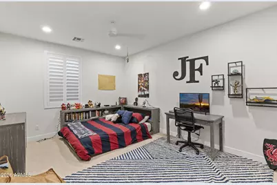 8409 N Diller Grove Lane, Phoenix, AZ 85021 - Photo 35