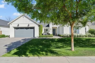 8409 N Diller Grove Ln, Phoenix, AZ 85021 - Photo 1