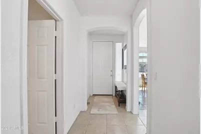 1550 W Saint Kateri Drive, Phoenix, AZ 85041 - Photo 5