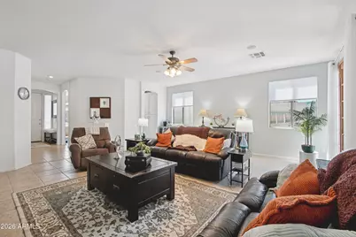 1550 W Saint Kateri Drive, Phoenix, AZ 85041 - Photo 7