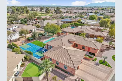 351 N Cloverfield Circle, Litchfield Park, AZ 85340 - Photo 7