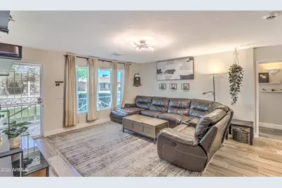 7445 E Hubbell Street, Scottsdale, AZ 85257 - Photo 11