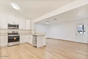 5645 W Mescal St, Glendale, AZ 85304 - Photo 13