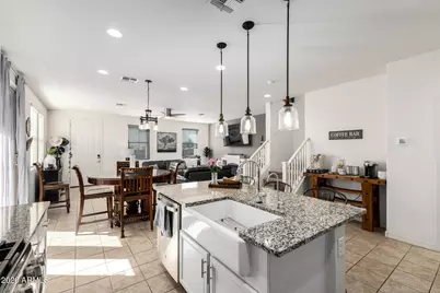 5813 W Warner Street, Phoenix, AZ 85043 - Photo 5