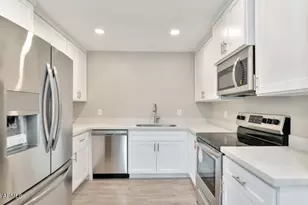 9078 E Evans Dr, Scottsdale, AZ 85260 - Photo 3