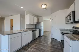 110 E Impala Pl, Casa Grande, AZ 85122 - Photo 5