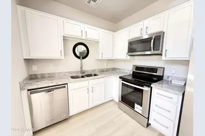 15677 N 29th Street, Phoenix, AZ 85032 - Photo 5