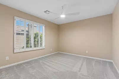 289 E Horseshoe Avenue, Gilbert, AZ 85296 - Photo 17