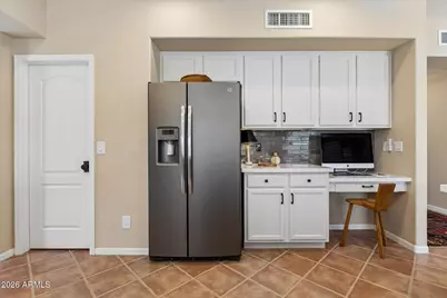 289 E Horseshoe Avenue, Gilbert, AZ 85296 - Photo 7