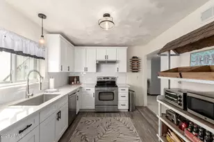 193 W Laguna Dr, Litchfield Park, AZ 85340 - Photo 9