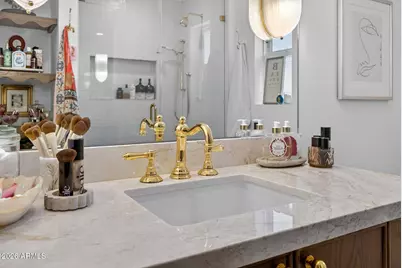 2302 E Roma Avenue, Phoenix, AZ 85016 - Photo 13