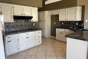 6335 W Donald Dr, Glendale, AZ 85310 - Photo 7