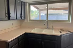 4008 W Laurel Ln, Phoenix, AZ 85029 - Photo 3