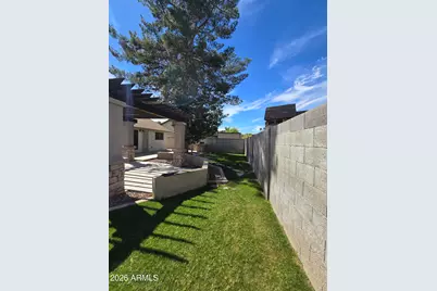 7326 W Maryland Avenue W, Glendale, AZ 85303 - Photo 11