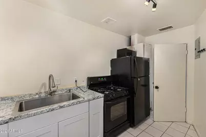 2917 N 19th Avenue #115, Phoenix, AZ 85015 - Photo 9