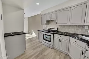 950 S Valencia, Mesa, AZ 85202 - Photo 9