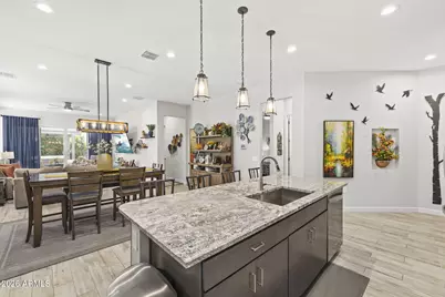 5111 E Village Drive, Scottsdale, AZ 85254 - Photo 17