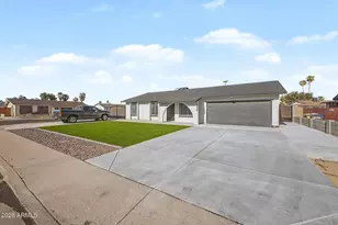 9235 N 74th Dr, Peoria, AZ 85345 - Photo 9