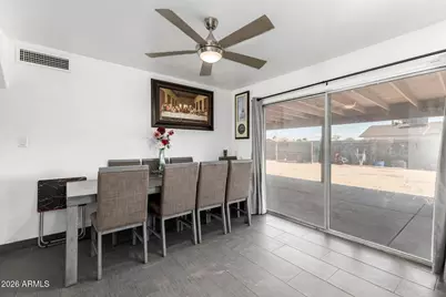 9235 N 74th Drive, Peoria, AZ 85345 - Photo 11