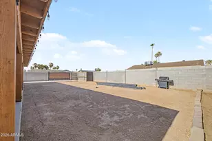 9235 N 74th Dr, Peoria, AZ 85345 - Photo 31
