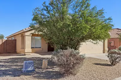 3326 W Shumway Farm Road, Phoenix, AZ 85041 - Photo 3