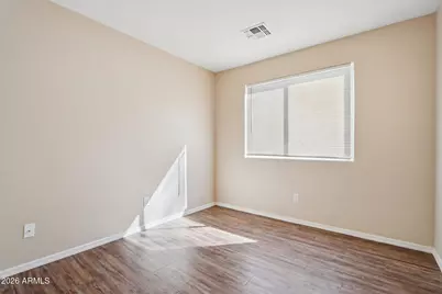 3326 W Shumway Farm Road, Phoenix, AZ 85041 - Photo 19