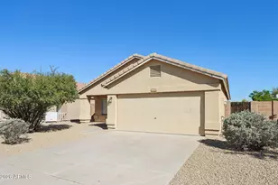 3326 W Shumway Farm Rd, Phoenix, AZ 85041 - Photo 1