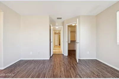 3326 W Shumway Farm Road, Phoenix, AZ 85041 - Photo 23