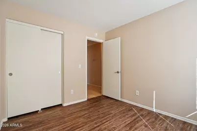 3326 W Shumway Farm Road, Phoenix, AZ 85041 - Photo 15