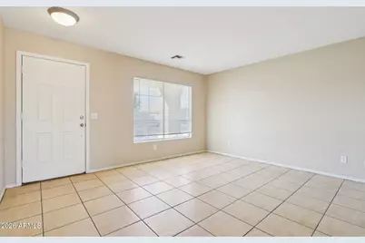 3326 W Shumway Farm Road, Phoenix, AZ 85041 - Photo 7