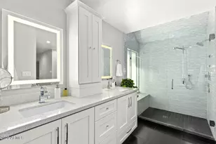 5822 N Scottsdale Rd, Paradise Valley, AZ 85253 - Photo 17