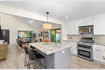 5822 N Scottsdale Road, Paradise Valley, AZ 85253 - Photo 11