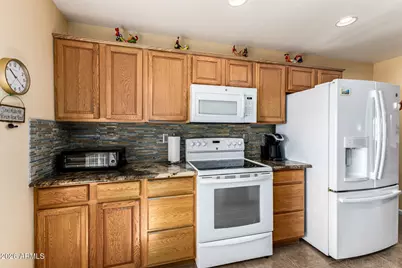 10722 W Sequoia Drive, Sun City, AZ 85373 - Photo 13