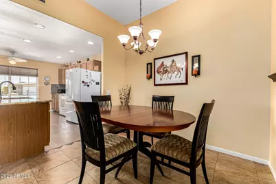 10722 W Sequoia Drive, Sun City, AZ 85373 - Photo 11