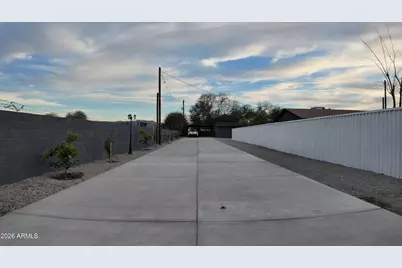 1109 W Broadway Road #B, Phoenix, AZ 85041 - Photo 13