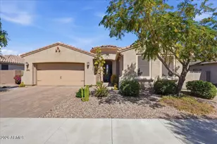 8954 W Seldon Ln, Peoria, AZ 85345 - Photo 15