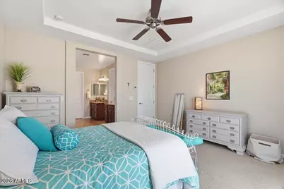 8954 W Seldon Lane, Peoria, AZ 85345 - Photo 13