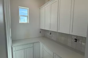 6447 E Oasis Cir, Mesa, AZ 85215 - Photo 7