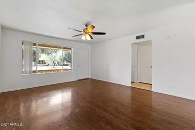 6438 E Butte Street #Apt 2, Mesa, AZ 85205 - Photo 9