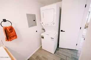 2040 S Longmore, Mesa, AZ 85202 - Photo 19