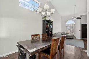 1718 S Longmore St, Mesa, AZ 85202 - Photo 7