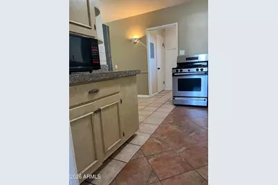 4121 E Edgemont Avenue, Phoenix, AZ 85008 - Photo 13