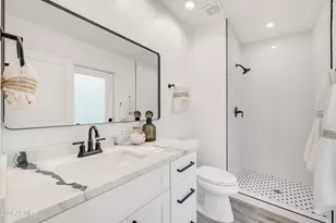 8436 N 13th Pl, Phoenix, AZ 85020 - Photo 27